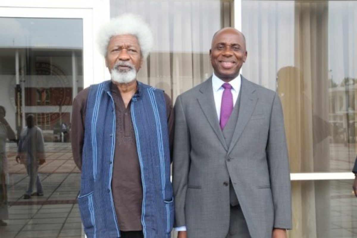 Soyinka Lauds Amaechi Says ‘He Gave Tinubu Dose Of His Own Medicine’